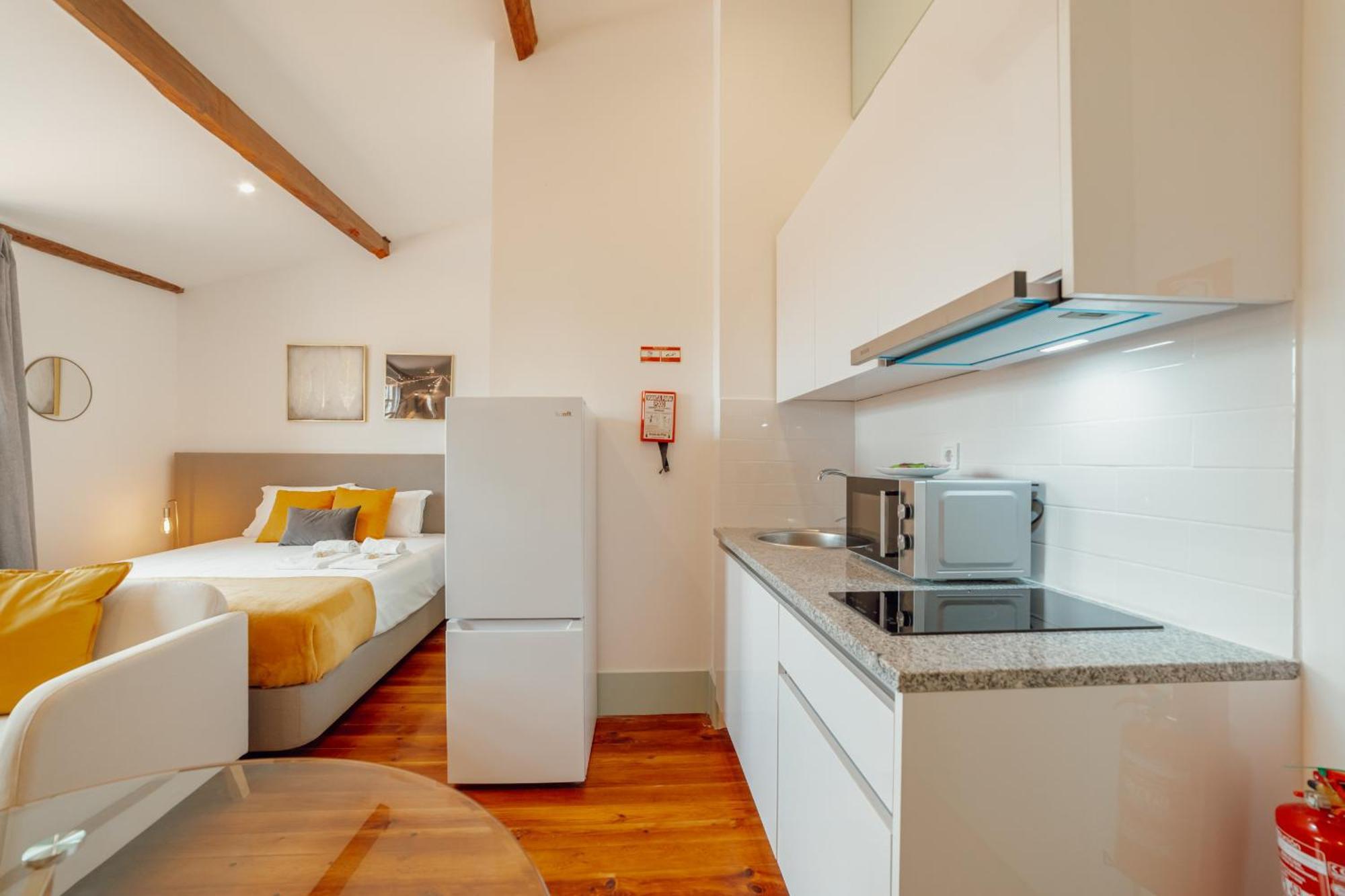 Downtown Suites By Vacationy OOporto Exteriör bild